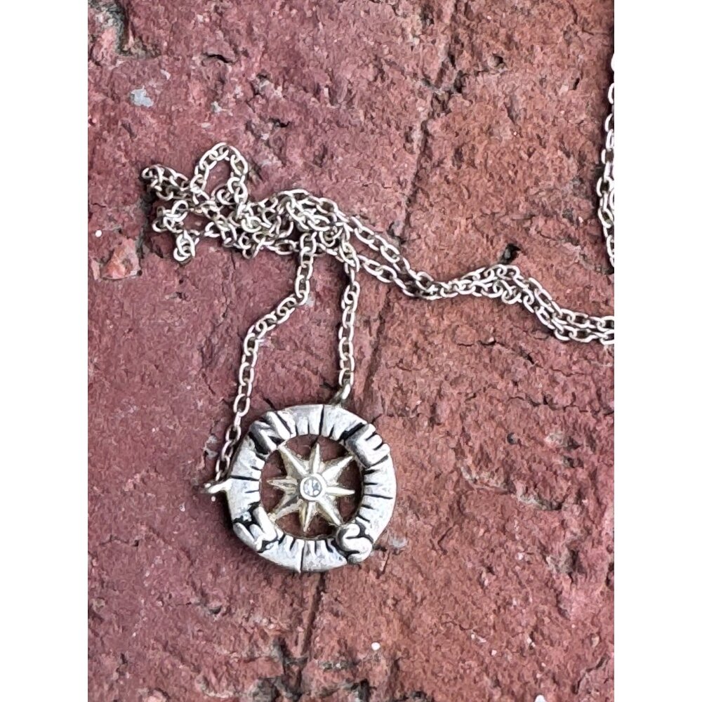 Compass Pendant Necklace In Sterling Silver With Delicate Chain 17 1/2" - Picture 8 of 9